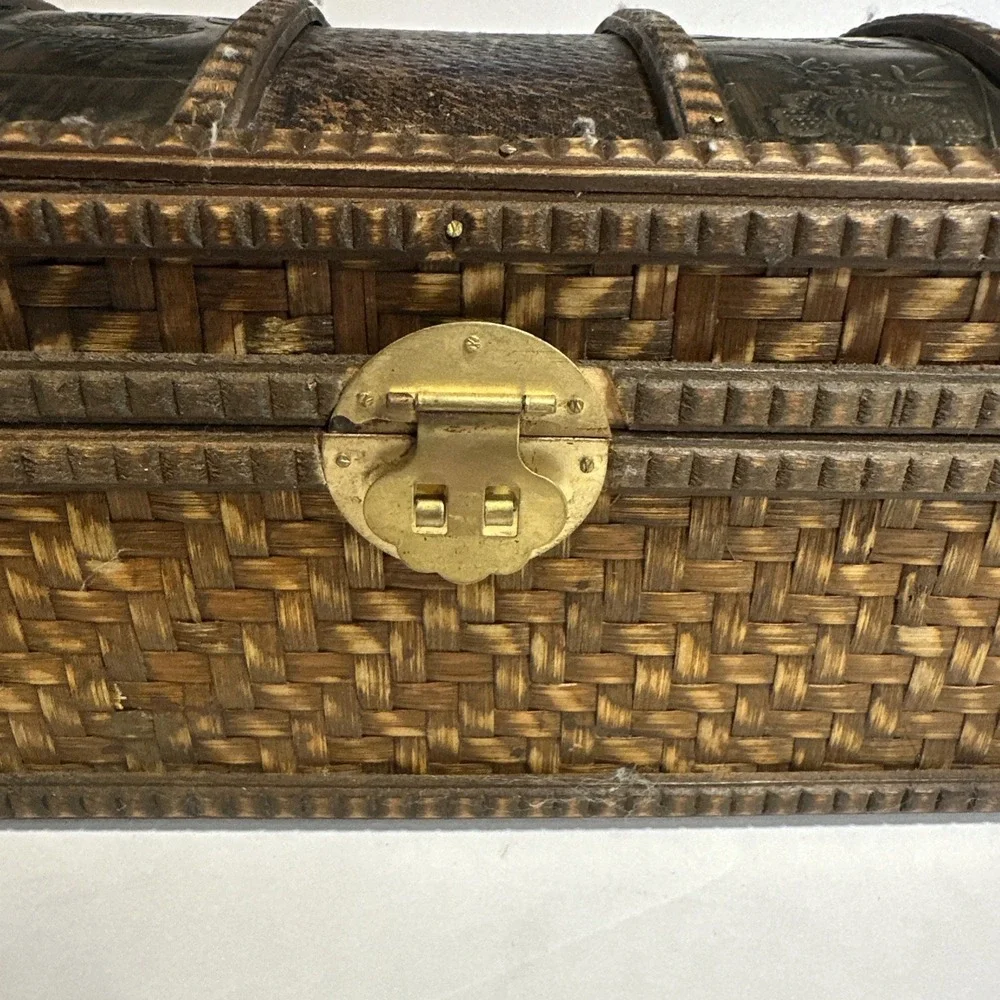 Woven Wooden Treasure Chest Storage Box w/ Metal Handle & Latch, Brown